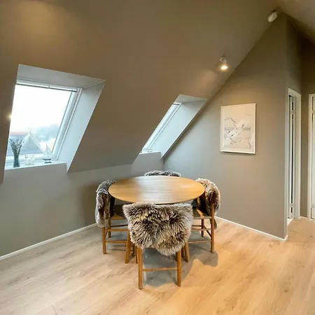 Family-friendly House *