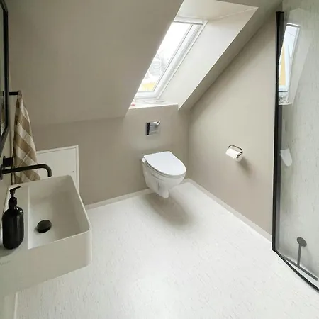 Family-friendly House *